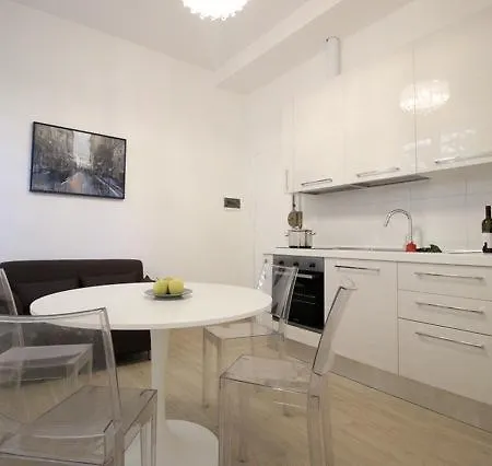 Apartment Patrizi 2/a *